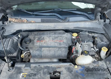 2018 Jeep Compass Latitude 4X4 из США, поврежденный, VIN 3C4NJDBB6JT355316